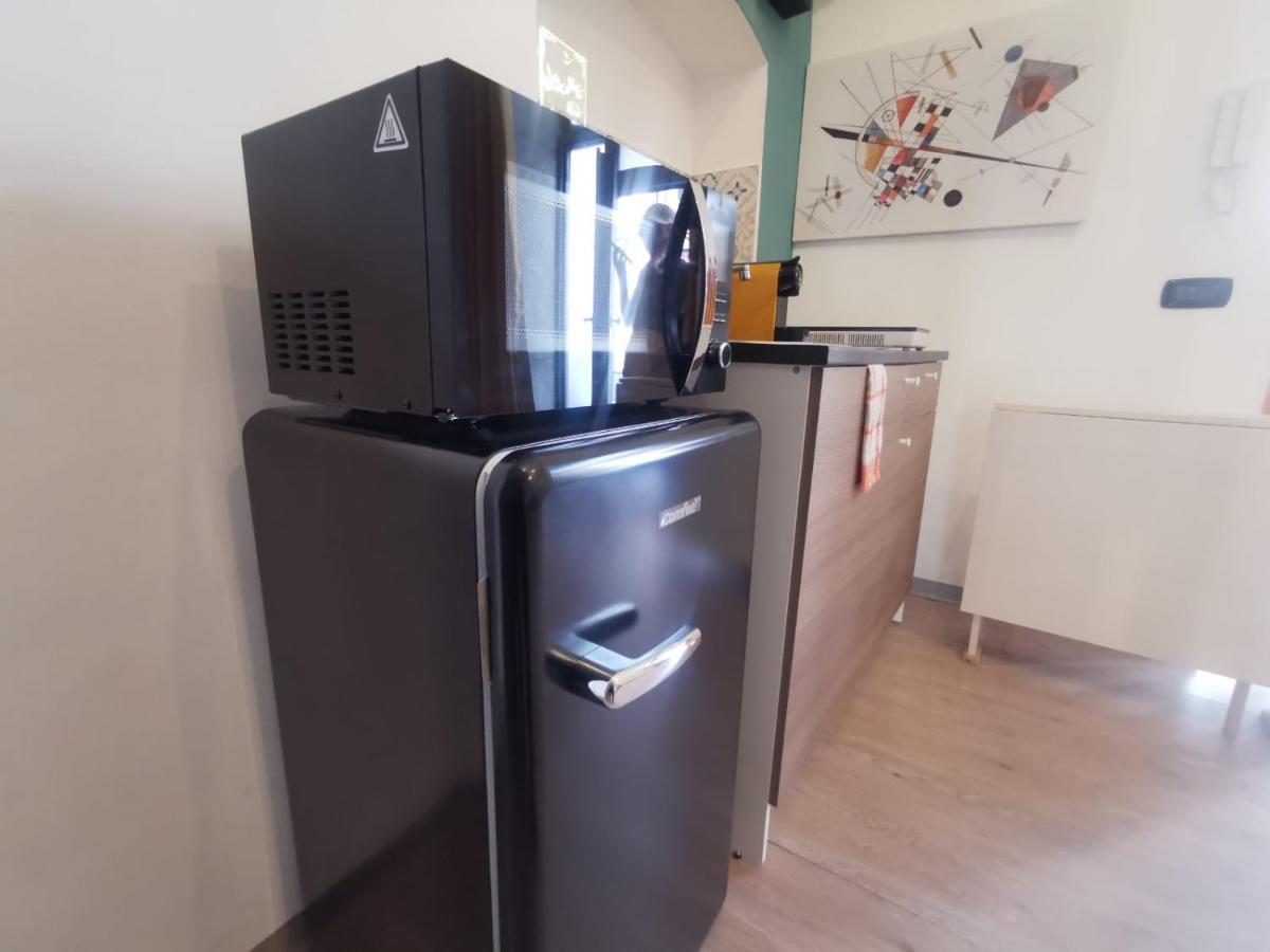 Lux Loft In Centro Apartman Bari Kültér fotó